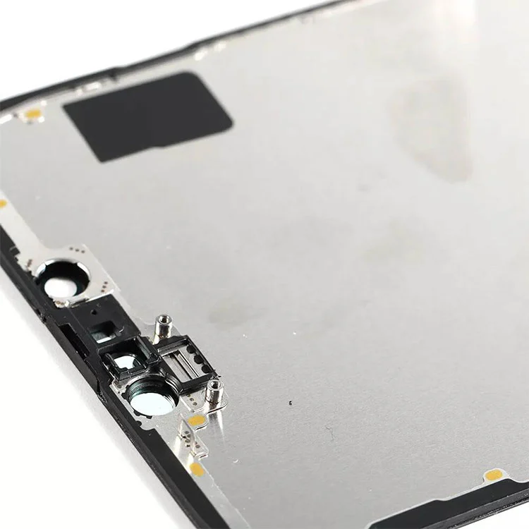 14 plus écrans LCD