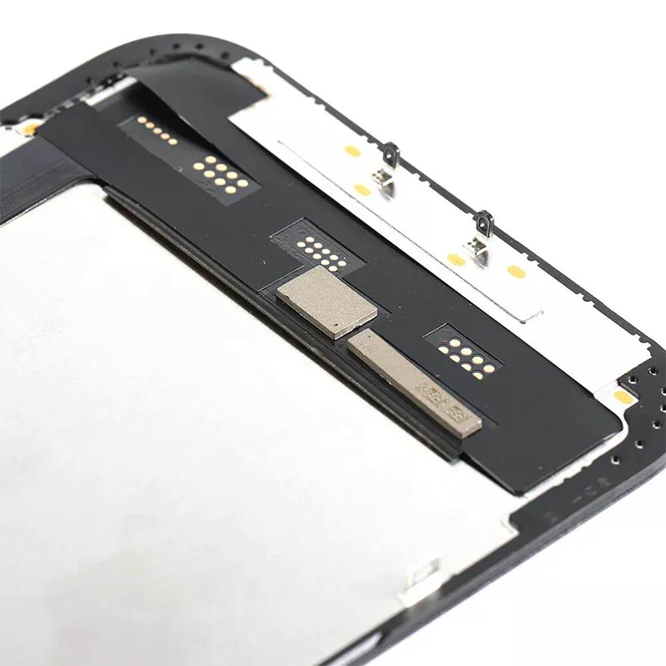 14 plus écrans LCD